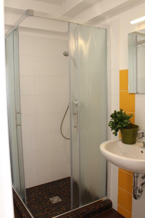 Budasmile Appartment At Buda Castle - Aircon & Free Parking بودابست المظهر الخارجي الصورة